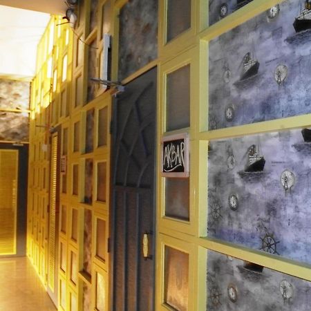 بيت شباب Salaam Namastey Backpackers مومباي المظهر الخارجي الصورة